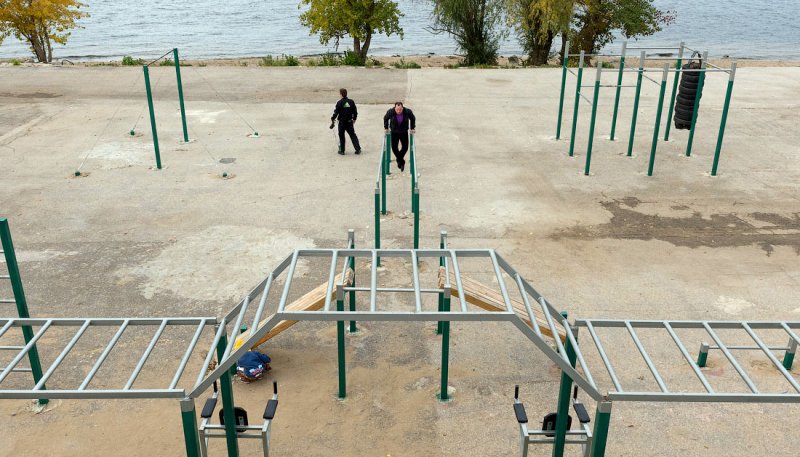 Площадка для воркаута в городе Саратов №2825 Средняя Советская фото